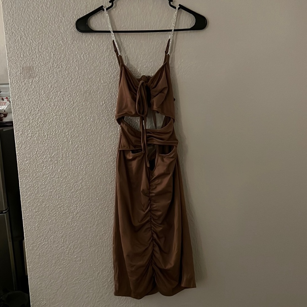 Brown dress
